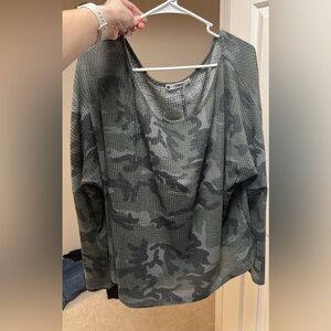 Tresics 3x Camo Long Sleeve Top
